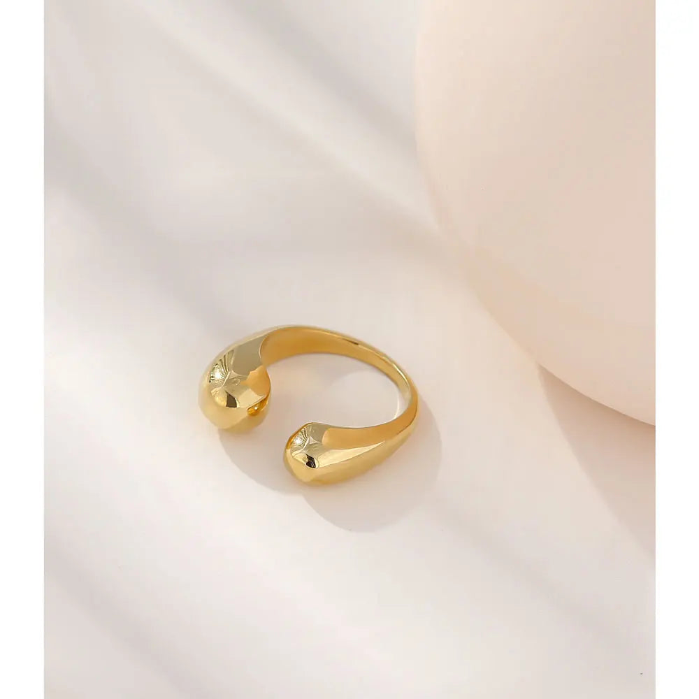 Lily Ring